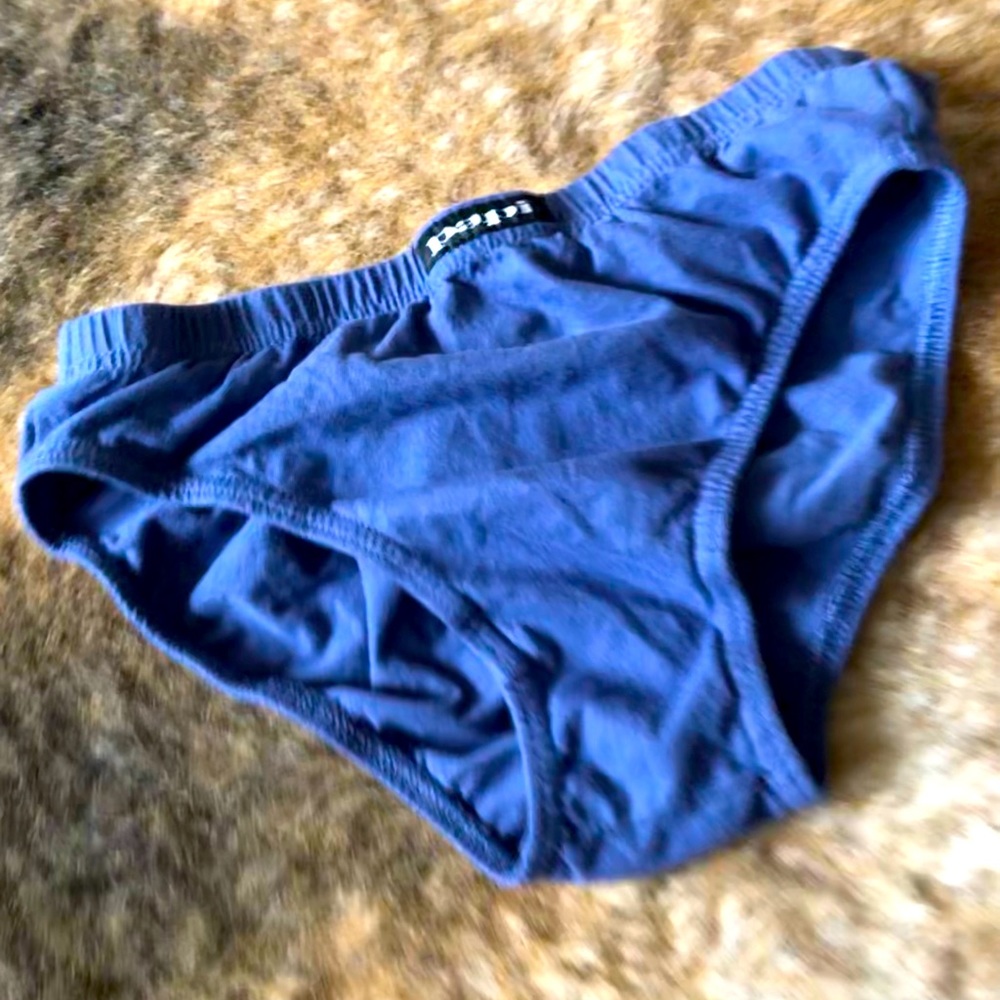 Papi briefs